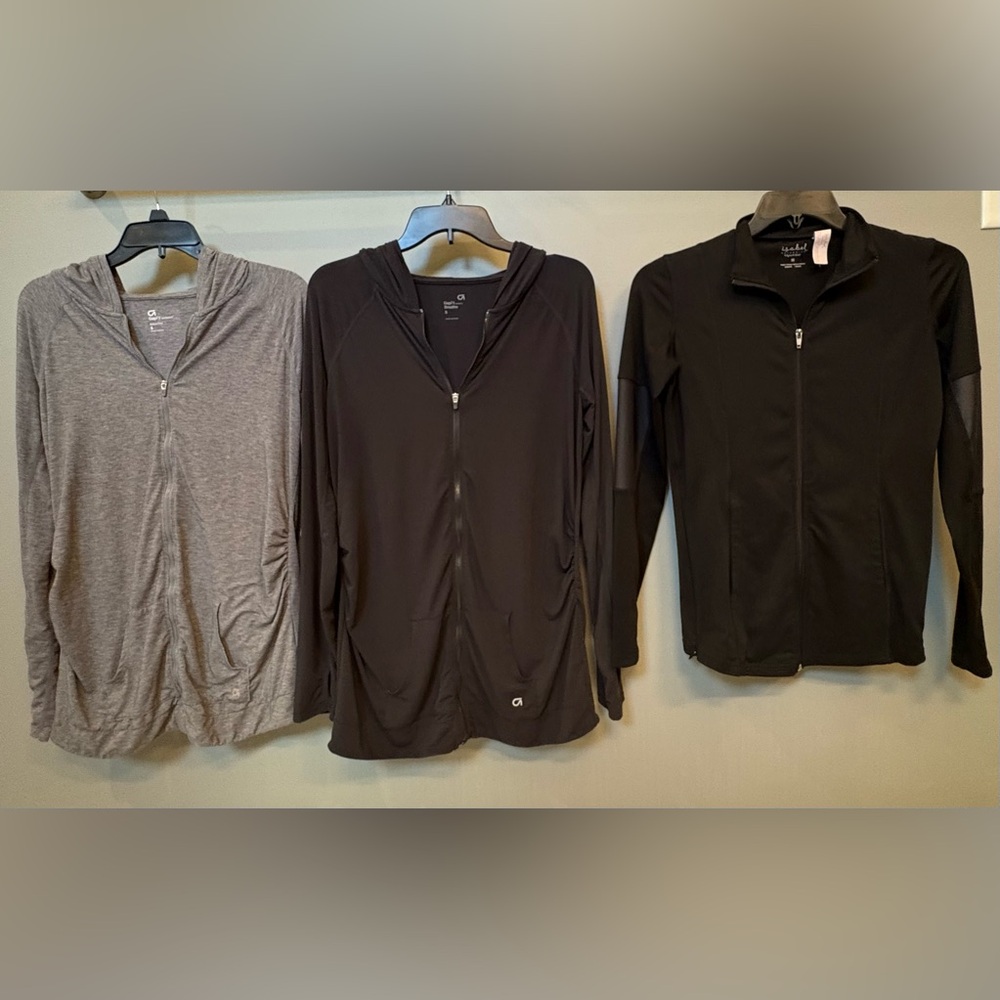 Maternity long sleeve zip up bundle - gray & black size small